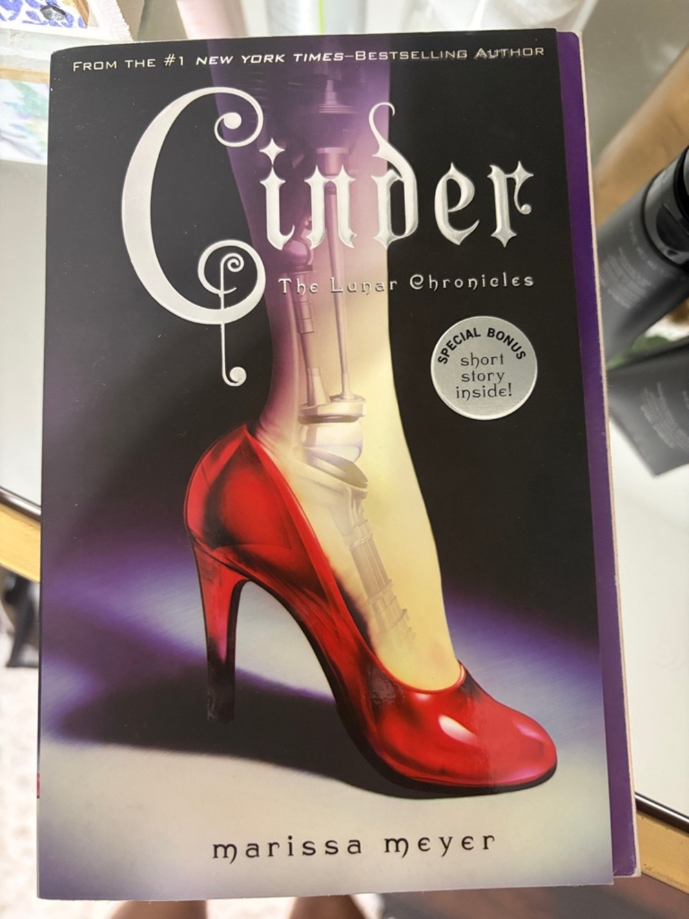 Cinder Paperback Book by Marissa Meyer ( The Lunar Chronicals)